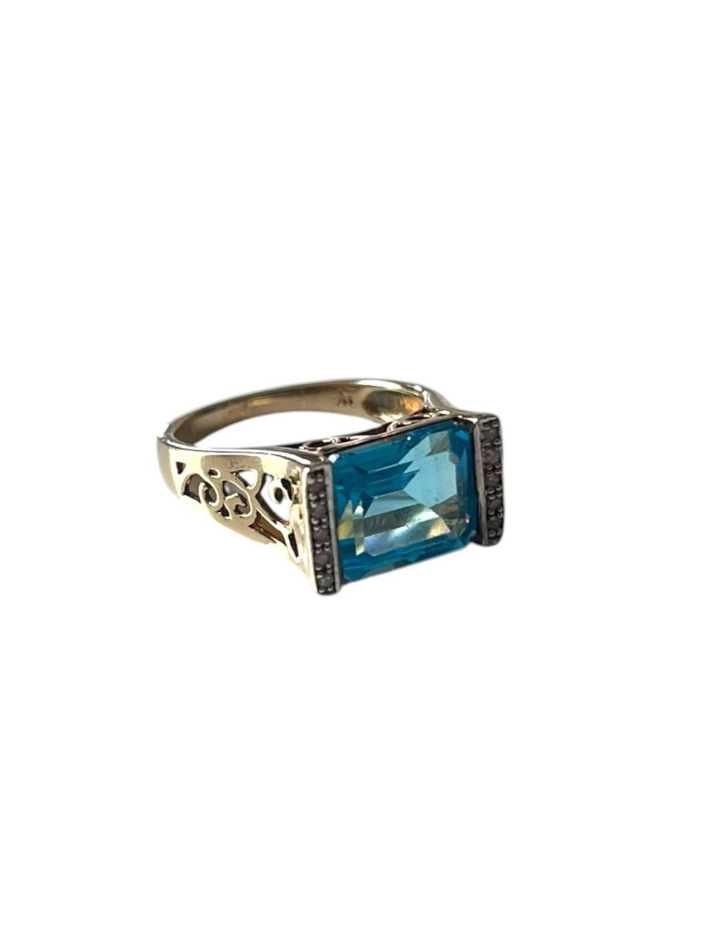 Vintage Sterling Silver Aquamarine CZ Open Filagree Cocktail Ring